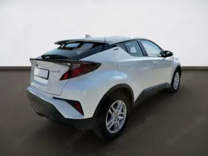 Toyota C-HR 1.8 Hybrid*Navi*SitzHeiz*Relax Garantie* Bild 4