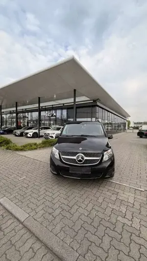 Mercedes-Benz V 250 (BlueTEC) d lang 7G-TRONIC