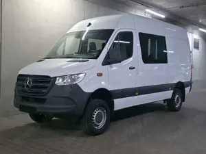 Mercedes-Benz Sprinter 314 4x4 DoKa 6 Sitze AHK Regale