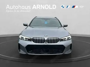 BMW 320 d xDrive Touring M Sportpaket Head-Up Standhzg. Te Bild 2