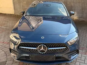 Mercedes-Benz A 250 A 250e AMG Line