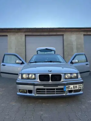 BMW 323 Bmw 323TI Compact E36 Sonderausführung Limited Bild 5