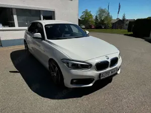 BMW 118 i 5-trg. Sport Line - Navi -SHZ - Service neu
