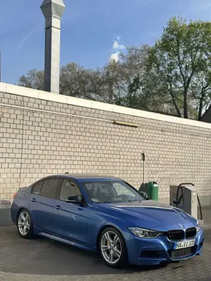 BMW 335 335i Sport-Aut. Sport Line