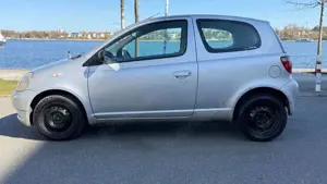 Toyota Yaris 1.3 linea sol KLIMA DEKRA HU NEU
