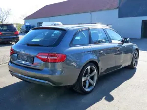 Audi A4 Bild 2