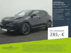 Alfa Romeo Junior Ibrida 1.2  Ti Q4 + Technologie Paket + PanoDach