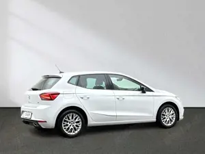 SEAT Ibiza FR 1.5 TSI Komfort-Sitze CarPlay LED ACC Bild 4