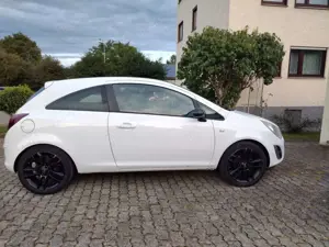 Opel Corsa D 1.4 Color Edition - TÜV NEU (01/27) Bild 5