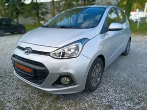 Hyundai i10 FIFA WC,alle Service,Klima,Alu,Bt,++Zustand!