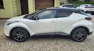 Toyota C-HR Hybrid Style