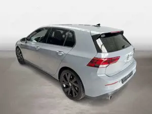 Volkswagen Golf GTI 2,0l TSI DSG Navi LED Rückfahrkamera Sitzheizung Bild 3