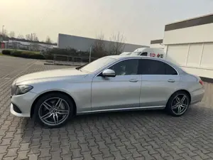Mercedes-Benz E 350 E 350 (213.085)E Limousine ,Hybrit/Benzin