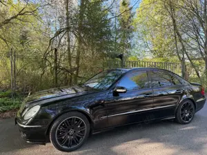 Mercedes-Benz E 280 E 280 7G-TRONICAvantgarde Bild 4