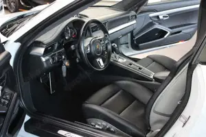 Porsche 911 Bild 2