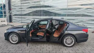 BMW 530 e/Sport Line/HUD/360°/Leder/voll