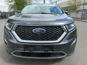 Ford Edge Vignale 4x4 Panorama AHK Leder HU 12.2026