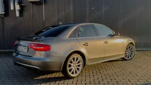 Audi A4 2.0 TDI DPF clean diesel multitronic S line Sportpaket Bild 5