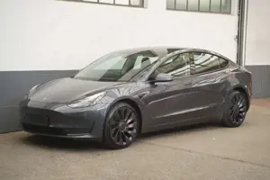 Tesla Model 3 Bild 3