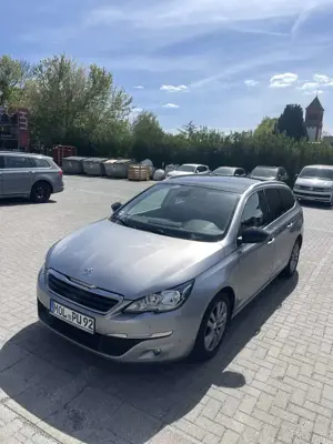 Peugeot 308 SW BlueHDi 150 Automatik Stop  Start Allure