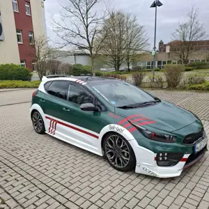 Kia Ceed / cee'd 1.6 T-GDI GT-Track Bild 3
