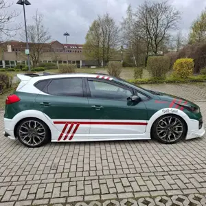 Kia Ceed / cee'd 1.6 T-GDI GT-Track Bild 2