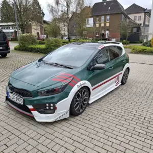 Kia Ceed / cee'd 1.6 T-GDI GT-Track Bild 4