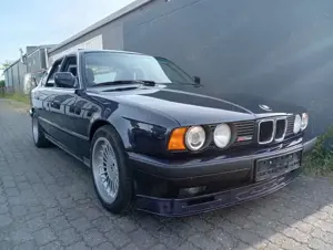 Alpina B10