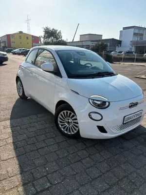 Fiat 500e 42kWh 118PS - CarPlay, RFK, PDC, SHZ
