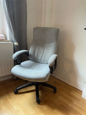 schreibtischstuhl