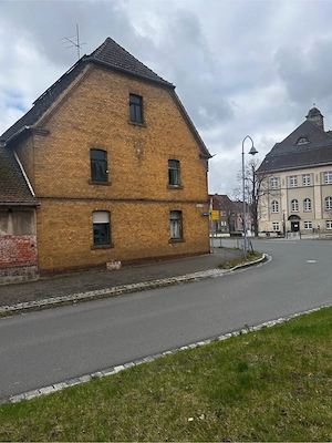 Bauernhaus in Zentrum einer Kleinstadt Bild 3