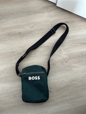 Umhängetasche dunkelgrün BOSS