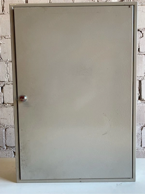 Schlüsselschrank grau für 100 Schlüssel