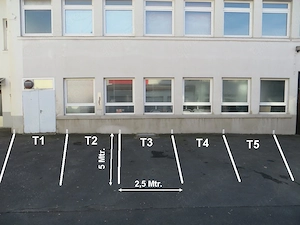 PKW-Stellplatz auf abgeschlossenen Gelände   Parkplatz CityCenter