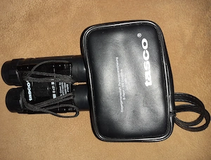 Opernglas Tasco mit Tasche