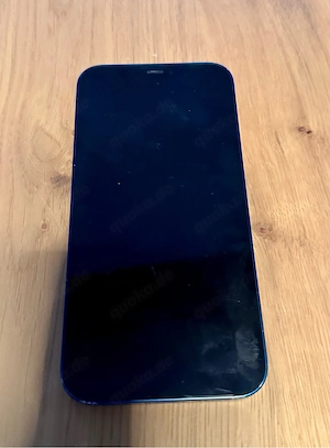 iPhone 12 in blau, guter Zustand