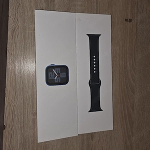Apple watch SE (Gen 2 40mm Midnight