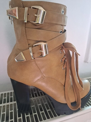 Stiefel Braun Leder