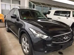 Infiniti FX Bild 2