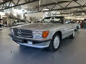 Mercedes-Benz 300 SL Zustand 2 + Leder + Automatik + H-Kennz. Bild 2