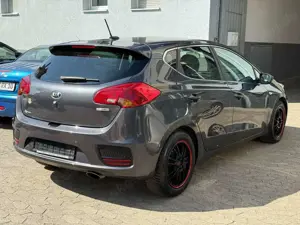 Kia Ceed / cee'd Ceed 1.6 Dream Team *Navi/PDC/Sitz-Hz* Bild 4