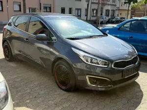 Kia Ceed / cee'd Ceed 1.6 Dream Team *Navi/PDC/Sitz-Hz* Bild 3