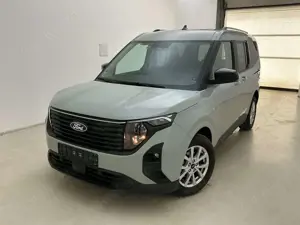 Ford Tourneo Courier Titanium