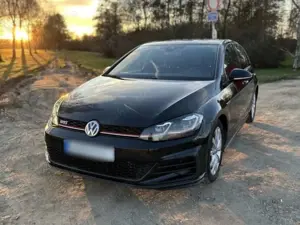 Volkswagen Golf GTI MK 7,5 DSG Virtual Cockpit Keyless RFK DynAudio Bild 2