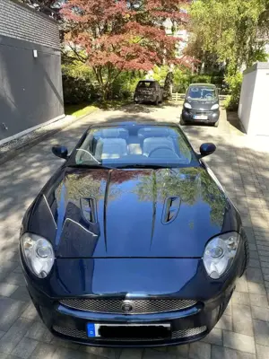 Jaguar XKR