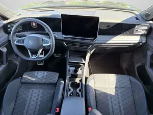 Volkswagen Tiguan R-Line 1.5 TSIe IQ.LIGHT HD-Matrix AHK KA Bild 4