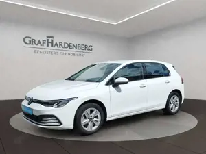 Volkswagen Golf VIII 1.5 eTSI DSG Life App-Connect
