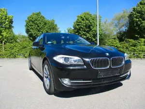 BMW 520 5 Touring 520 d A.T. motor 197.000km