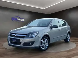 Opel Astra Edition Plus AUTOMATIK°NAVI°KLIMAAUTOMATIK