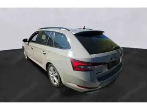 Skoda Superb Bild 2